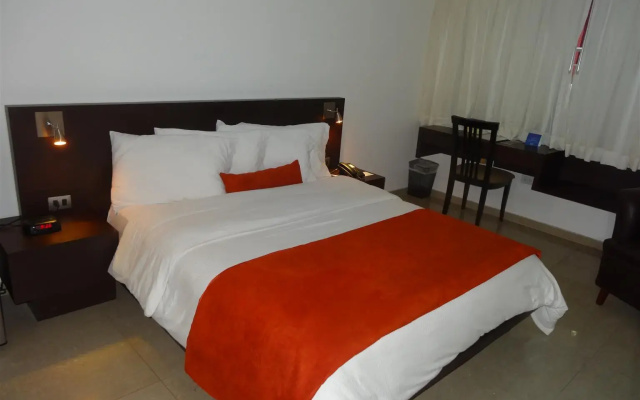 Best Western Hotel Plaza Real