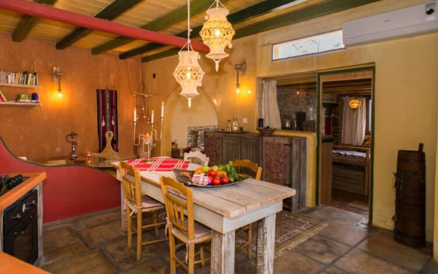 The Old Pomegranate House - Sea View - AC - Wifi - SAT TV