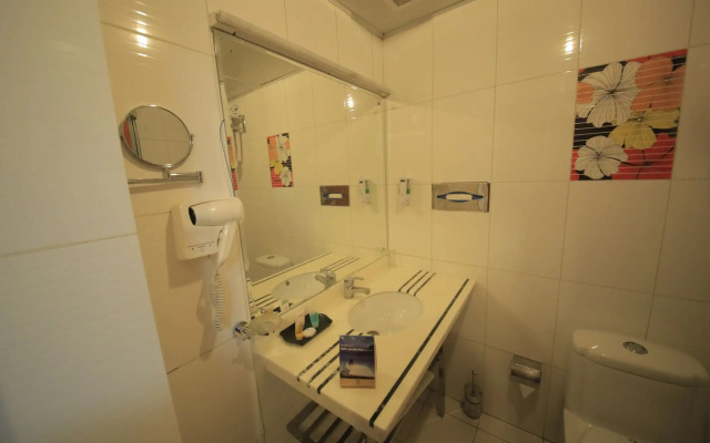 Dreamliner Hotel