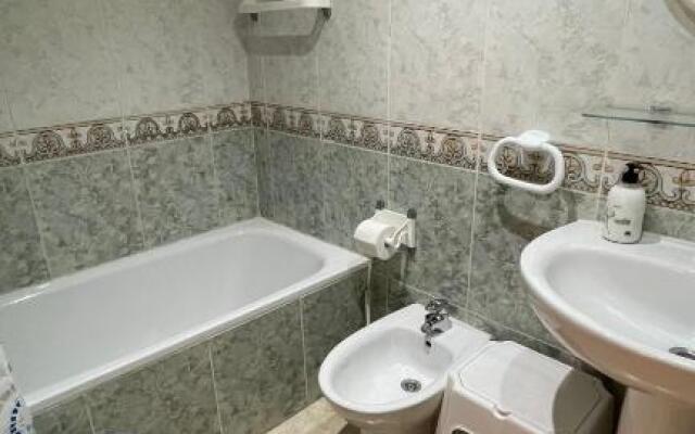 Apartamento Bahía Park II REF. 040