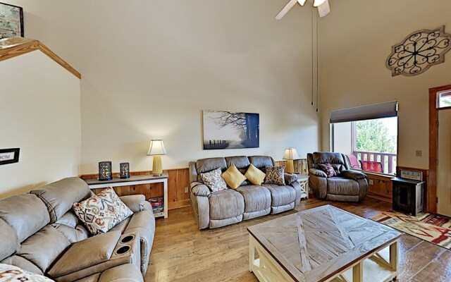 830golf1 2 Bedroom Condo