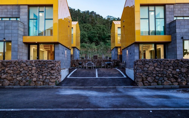 PoolVilla The Secret - Aewol