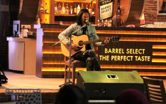 The Rainbow Inn & Cafe