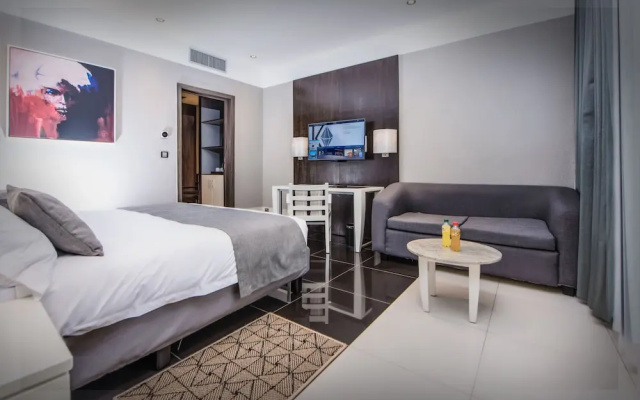 Krystal Palace Douala