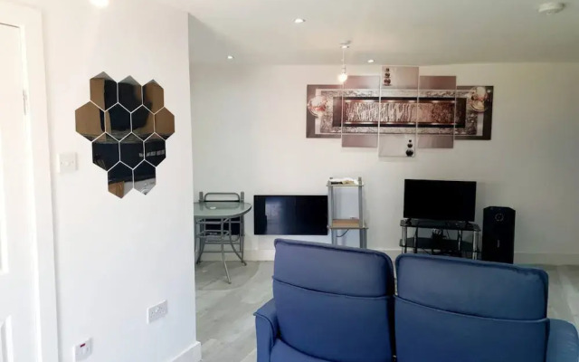 1 bedroom luxury suite Ideal for Bluewater and M25