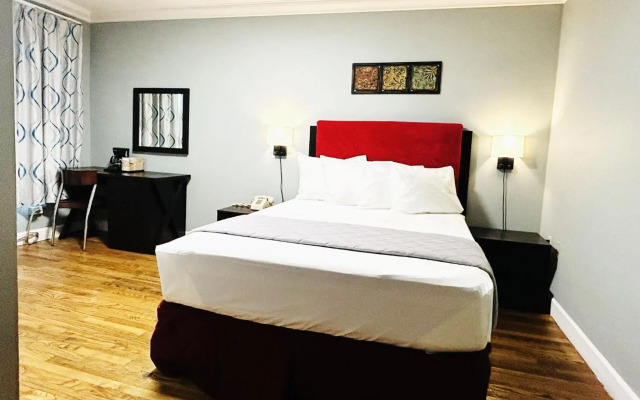 Ponce De Leon Hotel