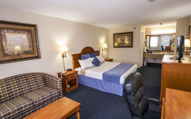 Downtowner Inn and Suites Hobby
