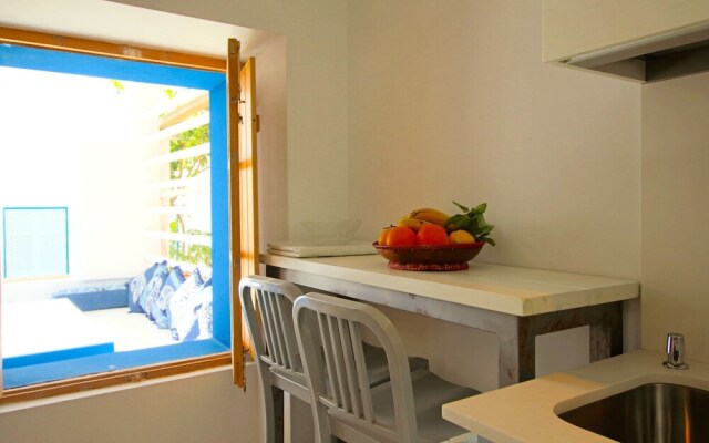 Horta do Mar 4 by Lightbooking