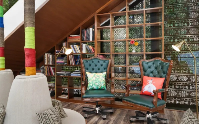 Tree of Life Eila Art Hotel