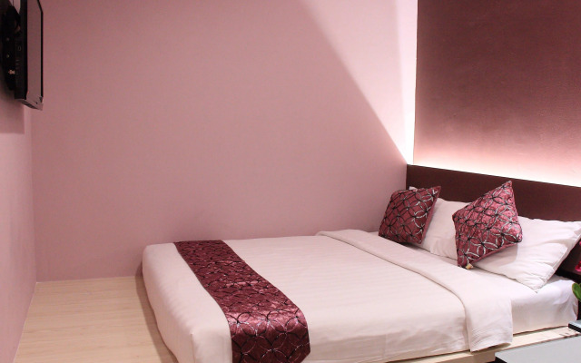 Fragrance Hotel - Viva