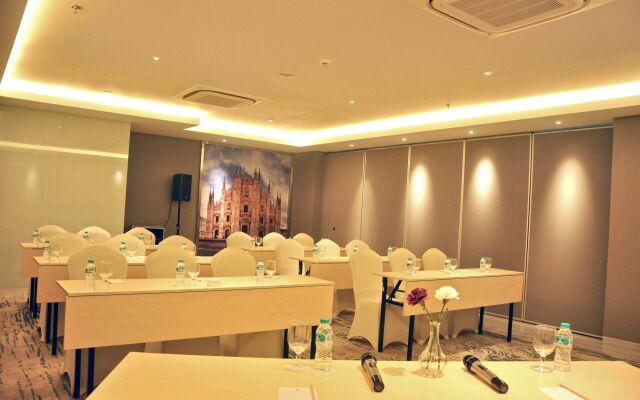 Grand Picasso Hotel