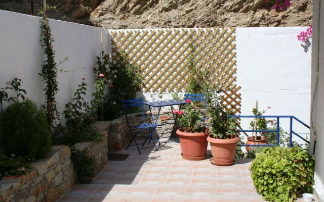 Michalis Studios
