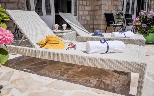 Villa Branka apartments near Dubrovnik with Pool