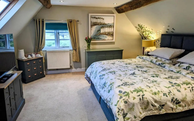 Worralls Grove Guest Farm House