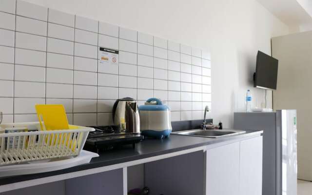 Cozy And Comfort Stay Studio Sayana Bekasi Apartment