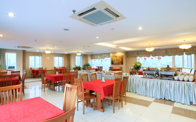 Hoang Sa Hotel