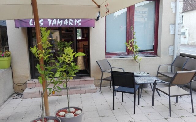 Les Tamaris