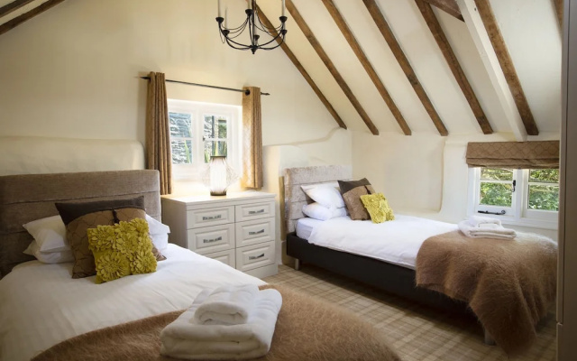 Higher Collaton Cottage
