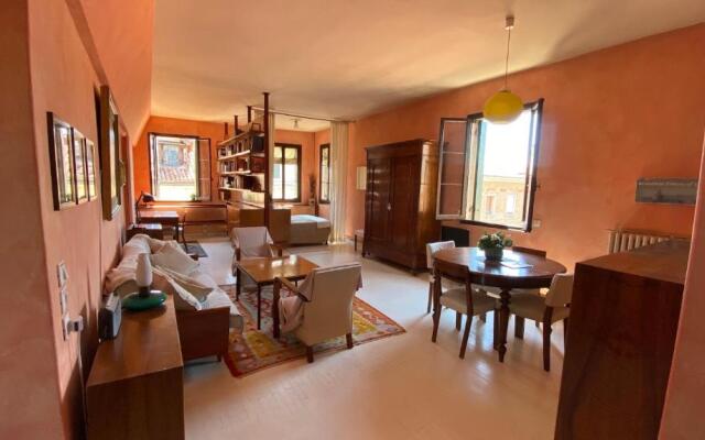 CA' ROMANTICA - BIG APPARTMENT at ACCADEMIA