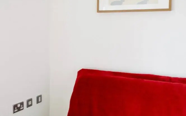 3 Bedroom Flat With 2 Balconies