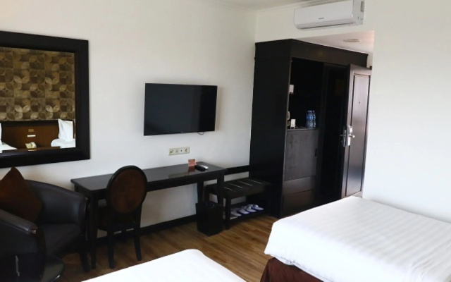 Jakarta Airport Hotel – Guest Rooms – Tangerang