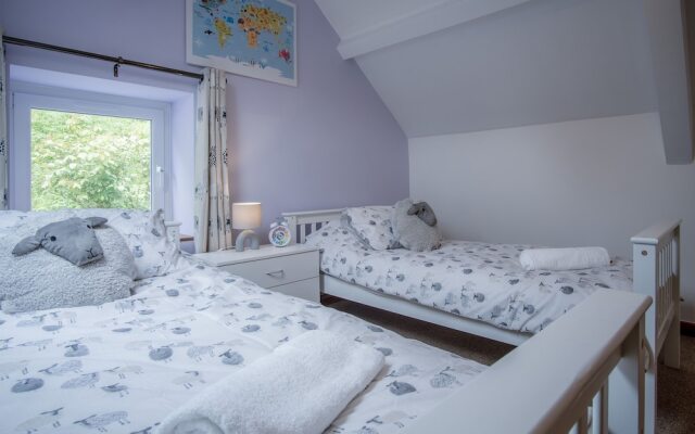 Tucking Mill - 3 Bedroom - Stepaside