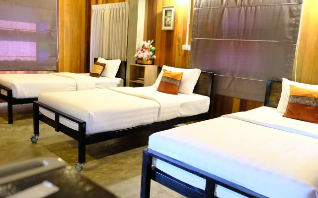 Baan9Nan Guest Home in Nan City