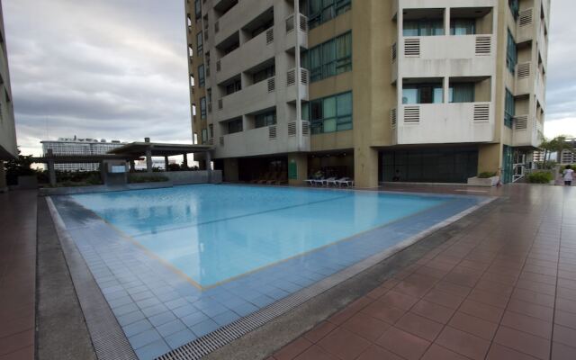 1 Br Robinsons Place Manila Rpr6