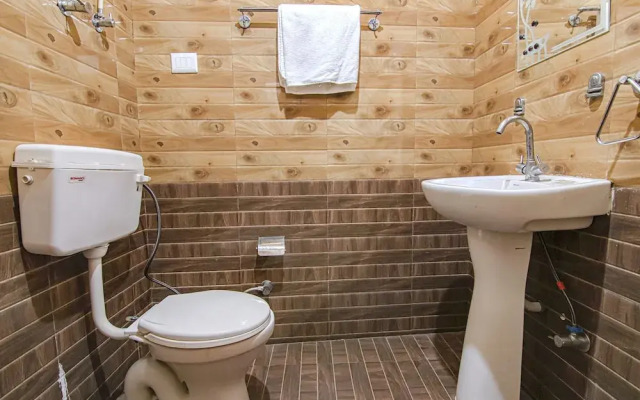 FabHotel Mahadev Cottage