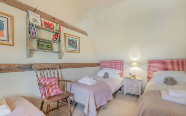 Beachy Barn