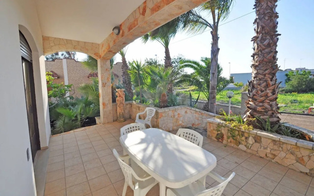 Villa Magnolia 2 - 8 Posti a Pochi Metri dal Mare