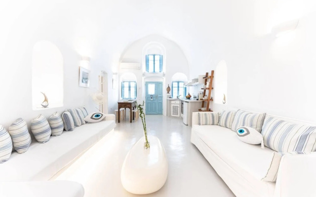 Kalamia Cave House