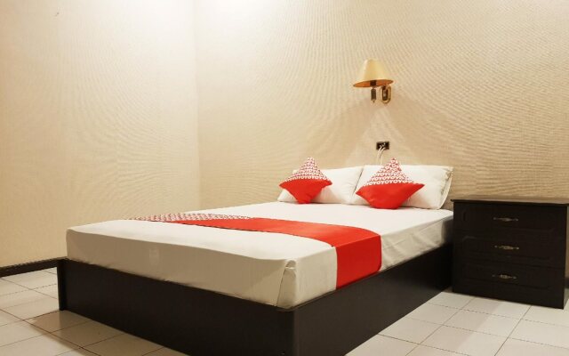 Hotel Gading Kencana
