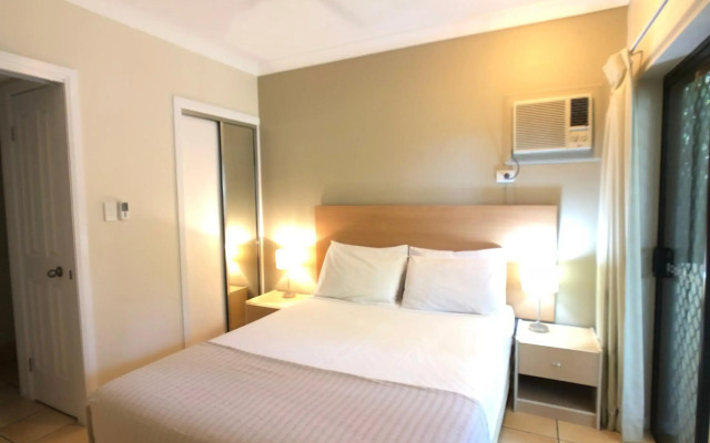 City Plaza Apartments