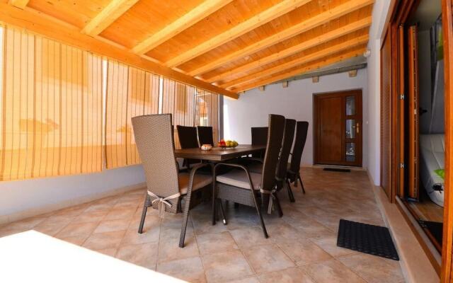 Holiday Home Belmondo