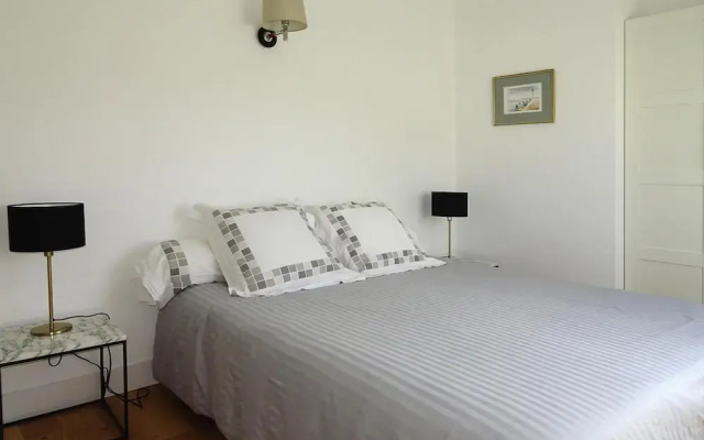 Holiday Home With Garden, Auray