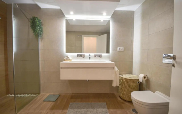 Luxury holiday apartment with 2 bedrooms in Cancelada