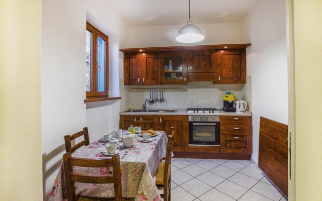 Nice Home in Arcidosso With Wifi and 5 Bedrooms