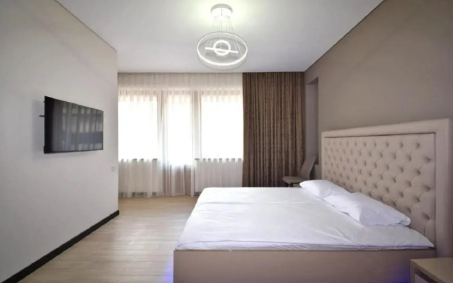 Northern Avenue 2 bedrooms New and Modern apartment in New Elite Building HH600