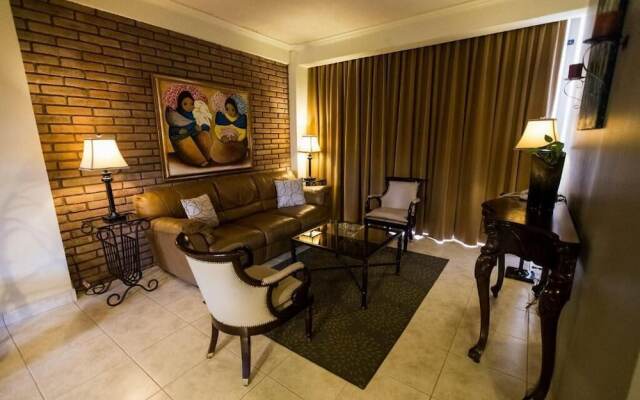 Los Altos Apartments & Studios