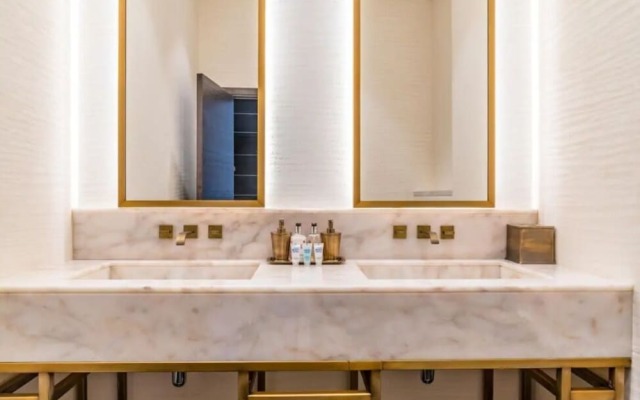 Penthouse Stunning Views Cayan Tower