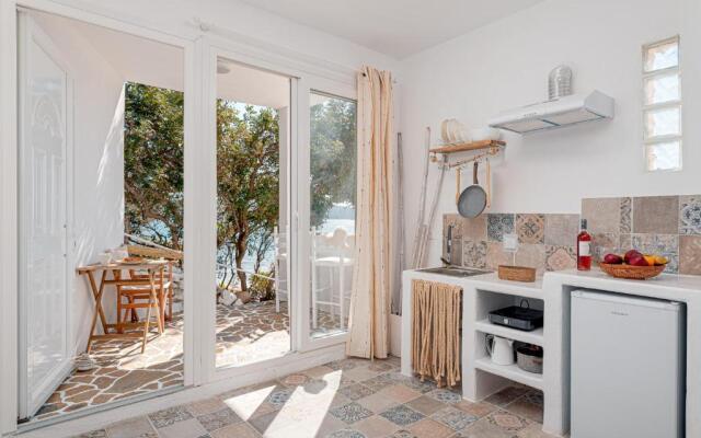 SeaView Apartment & Studio