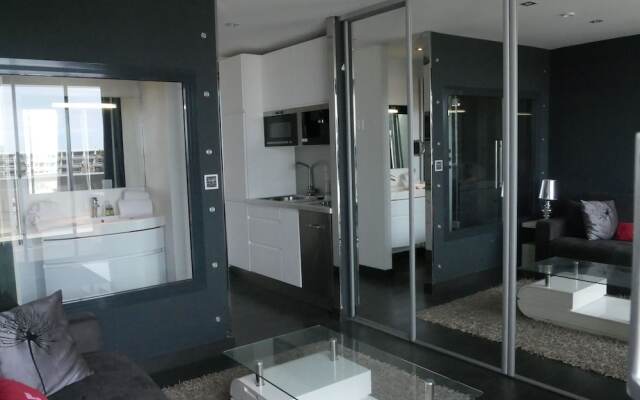 Studio VIP Héliopolis AB