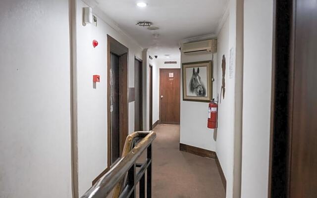 RedDoorz near Waterboom Lippo Cikarang