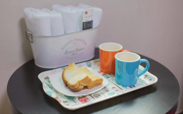 KW Hongdae Line Hostel