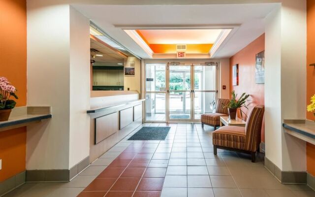 Motel 6