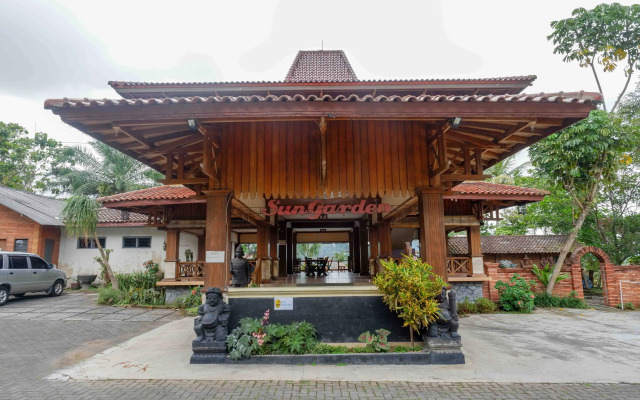 RedDoorz @ Jalan Raya Solo Tawangmangu