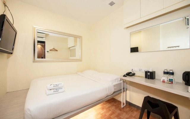 Fragrance Hotel - Rose