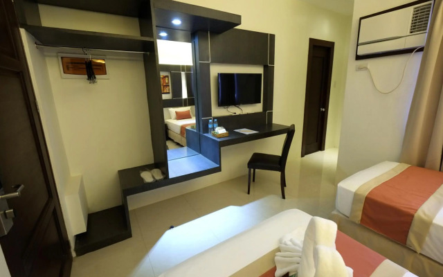 Southpole Central Hotel