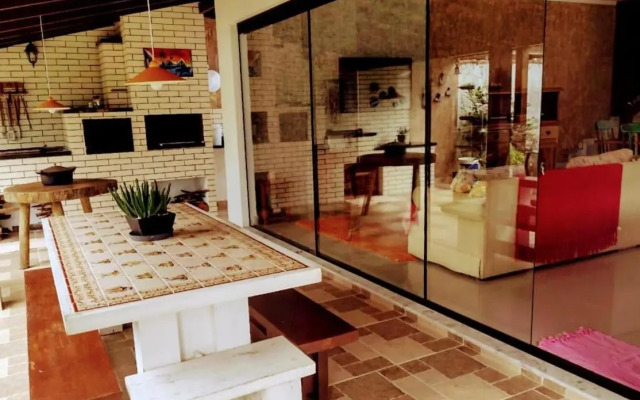 Casa a 150 m da Praia Martins de Sá